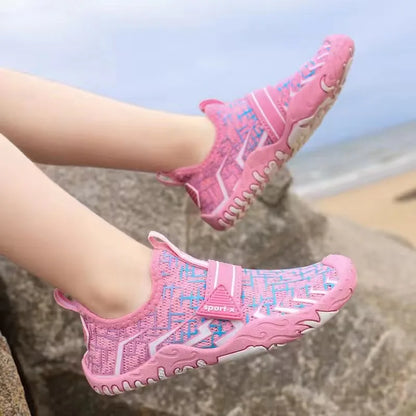 NOWE dziecięce buty plażowe do szybkiego nurkowania dla chłopców i dziewczynek Qianjiang, buty do pływania, buty na podłogę do fitnessu w pomieszczeniach, buty łazienkowe 29-38#