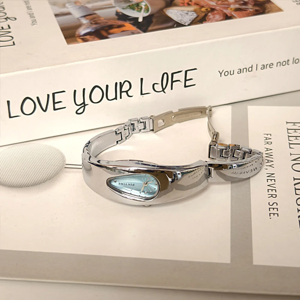 y2k watch shaped teardrop bracelet watch female couple light luxury senior sense of antique wind Gift Ladies' Quartz Wristwatch