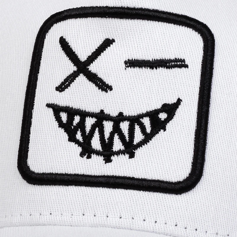 Unisex X Baseball-Netzkappen mit Stickerei eines lächelnden Gesichts und Zähnen – Sonnenhut für Frühling und Sommer, im Freien, mit Sonnenschutz, verstellbare Freizeit-Trucker-Kappen