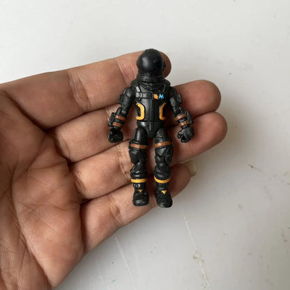 Figura articulada Fortnite Robin Zix Game Peripheral em estilo cartoon — brinquedo criativo com personalidade, ornamento de coleção e presente de aniversário