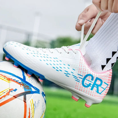 Niskie korki piłkarskie z długimi kołkami TF, odporne na zużycie i elastyczne, odpowiednie do sportów na boiskach zewnętrznych