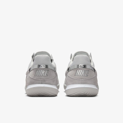 Nike Authentic Streetgato vyriški žemo aulo dėvėjimuisi atsparūs, kvėpuojantys futbolo bateliai DC8466-005